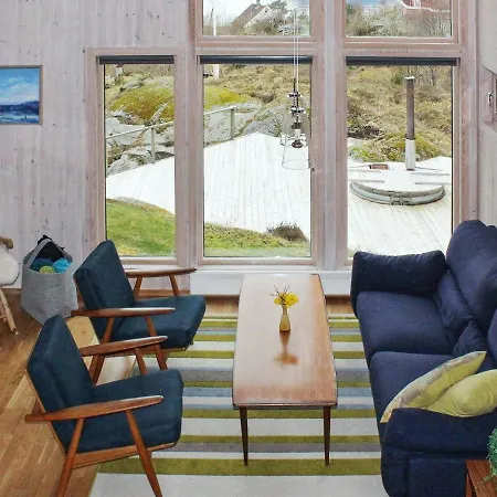 Holiday Okstrafjordveien Holiday home Hjelmeland