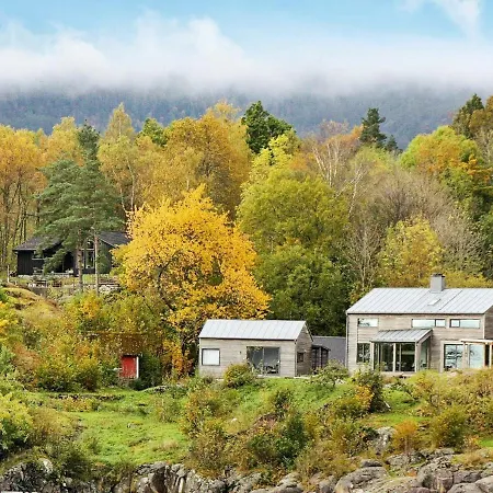 Holiday Okstrafjordveien Holiday home *