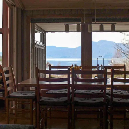펜션 Holiday Okstrafjordveien